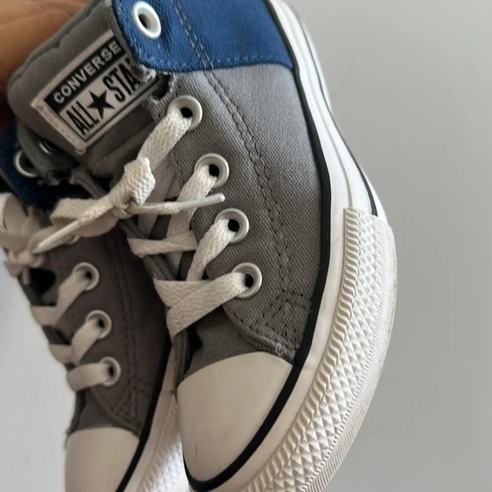 Converse Chuck Taylor All Star Axel Mid Top Grey Navy Blue‎ Kids Size 13 665357F
